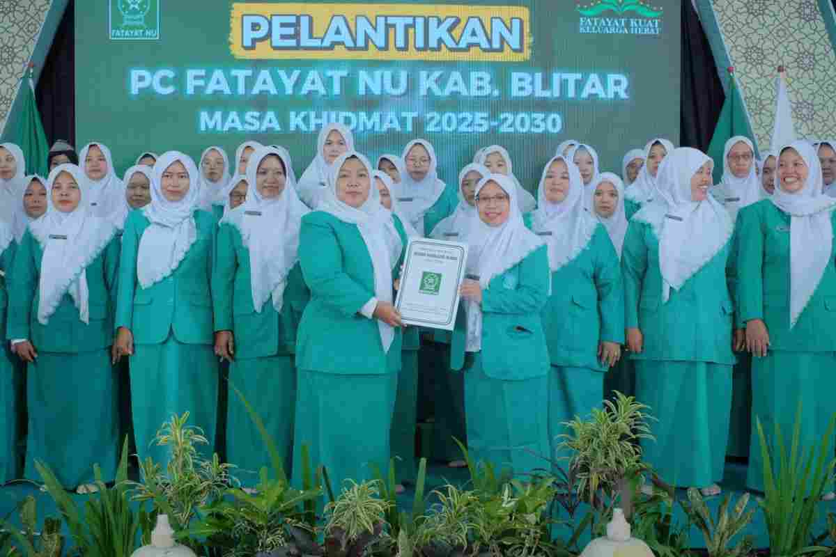 Resmi Dilantik, PC Fatayat NU Kabupaten Blitar Bersama 22 PAC Siap Bersinergi Wujudkan Perempuan Berdaya